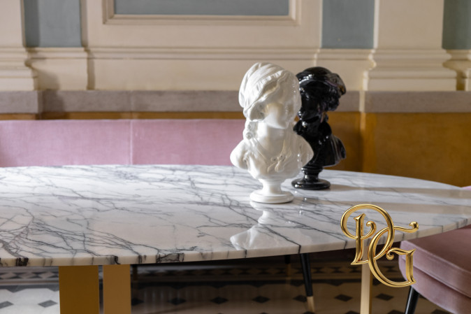 Стол обеденный Pierre