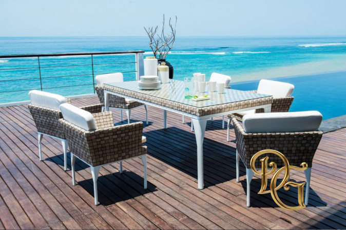 Стол обеденный Brafta