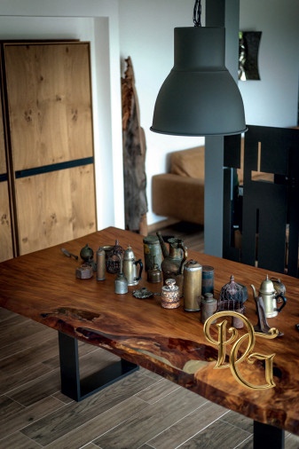 Стол обеденный Kauri Newton