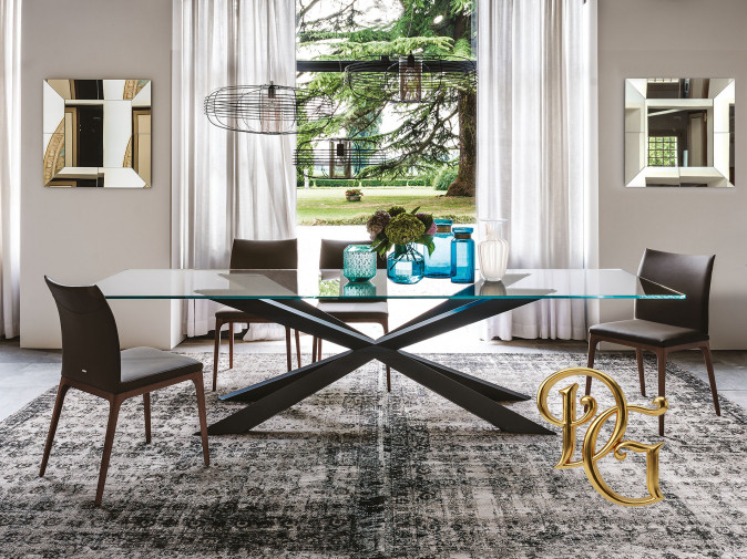 Стол обеденный Spyder