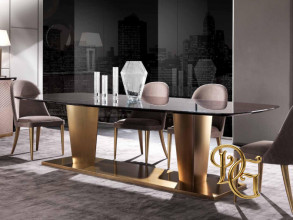 Стол обеденный Stanley