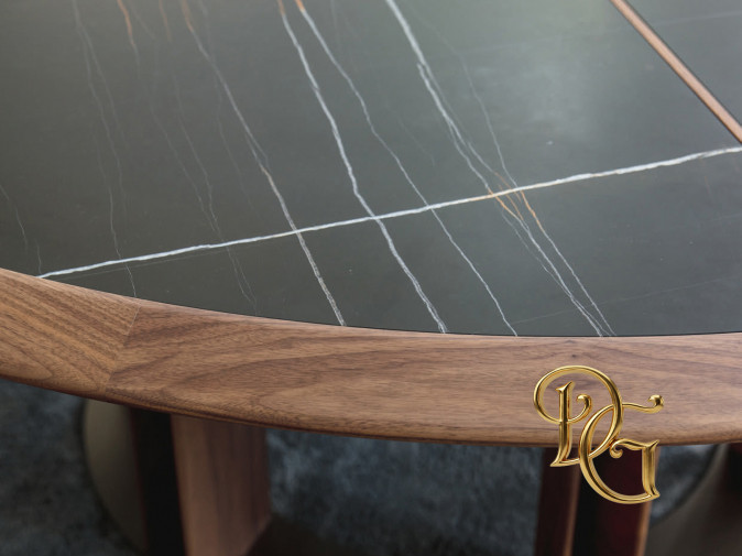 Стол обеденный Thayl