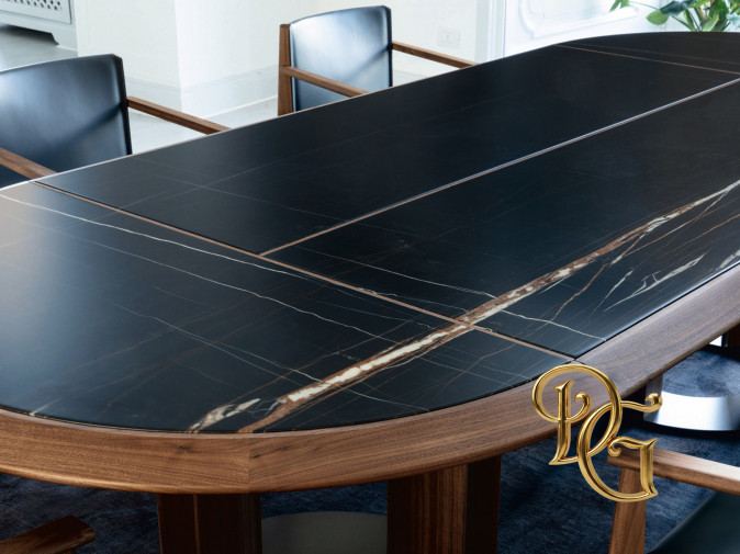 Стол обеденный Thayl