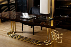 Стол письменный William Brown