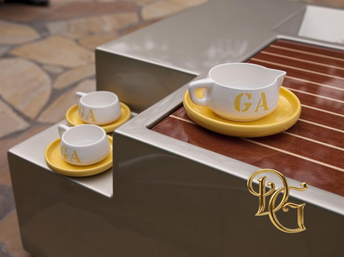 Столик журнальный Roadster