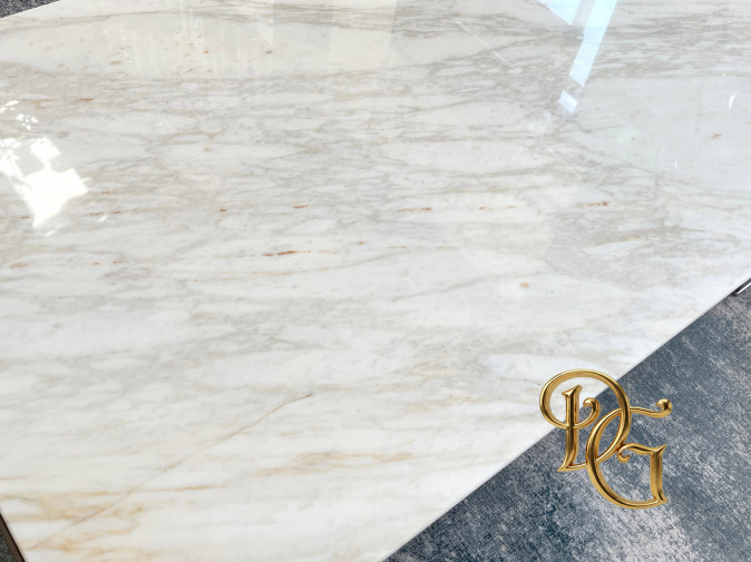 Столик журнальный Balance Calacata Gold