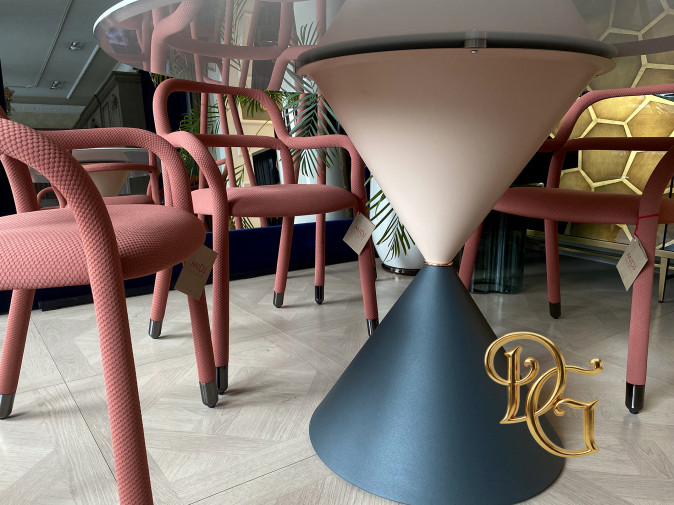 Стол обеденный Clessidra