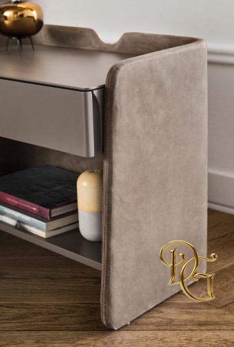 Тумбочка Chloe