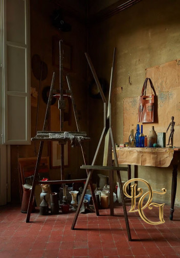 Вешалка Appendiabito