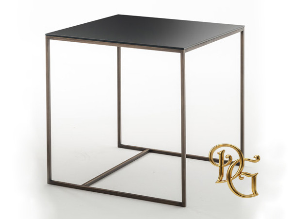 Столик журнальный Scala