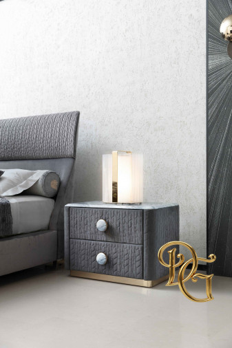 Тумбочка Charisma