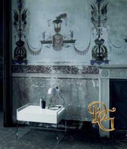 Тумбочка Float