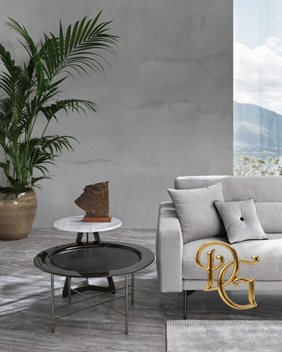 Столик журнальный En