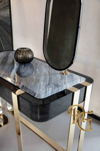 Туалетный столик Charisma