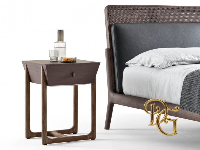 Тумбочка Serenas