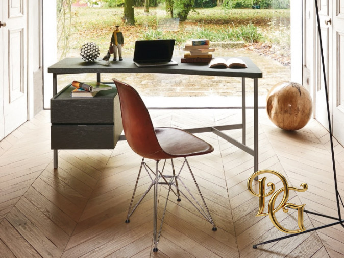 Стол письменный Desk