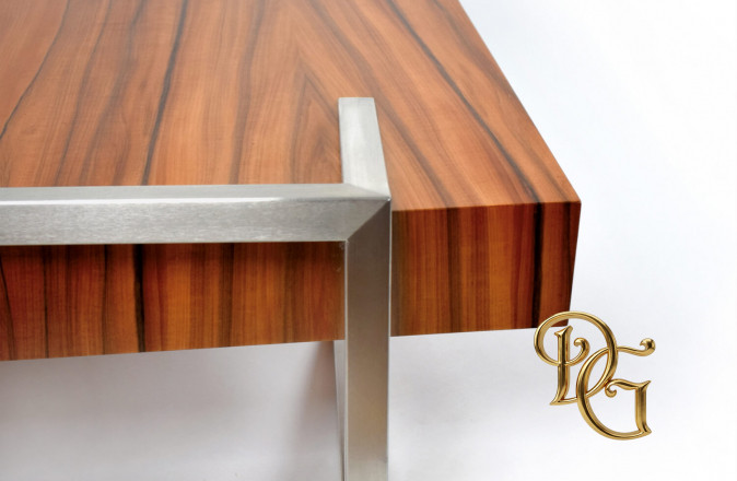 Столик журнальный Excentric 1.0