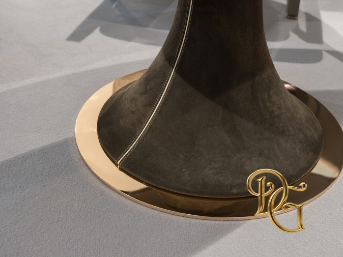 Столик журнальный David Braun