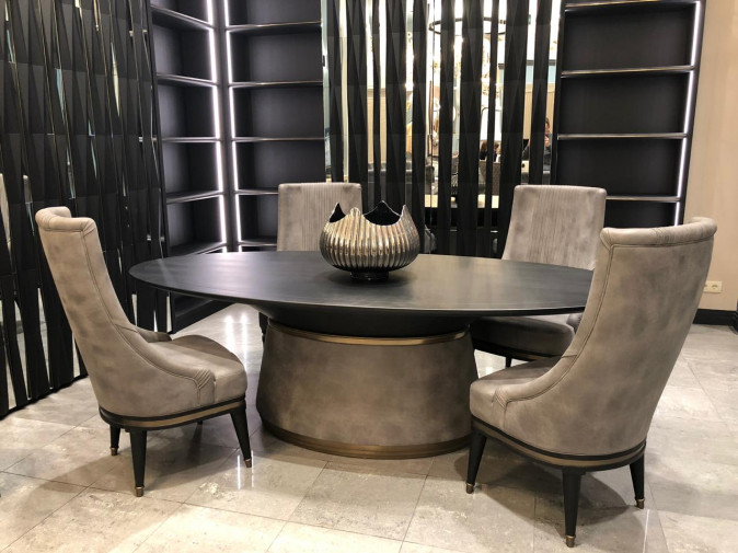 Стол обеденный Voyage