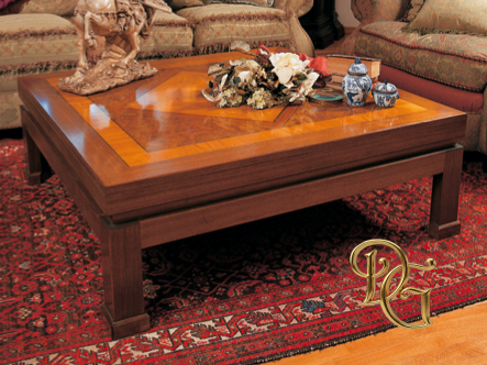 Столик журнальный 251