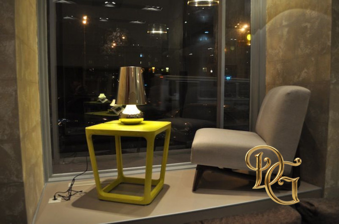 Столик журнальный York