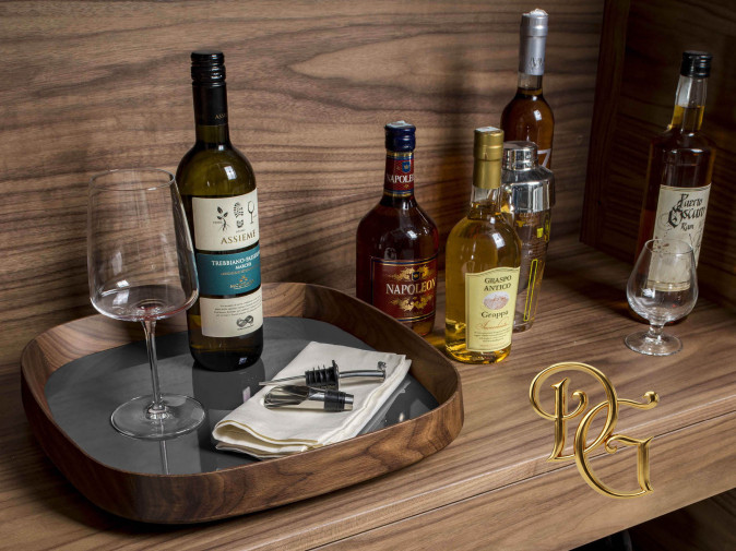 Витрина Atlante