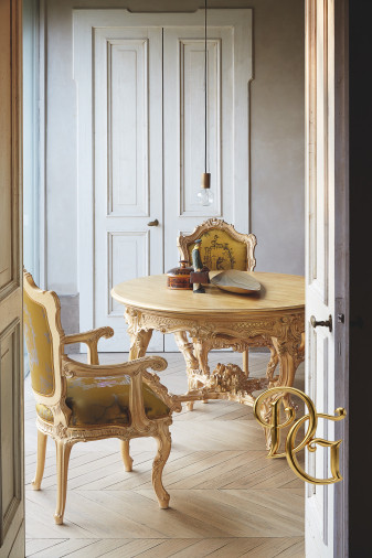 Стол обеденный Dafne 904/945