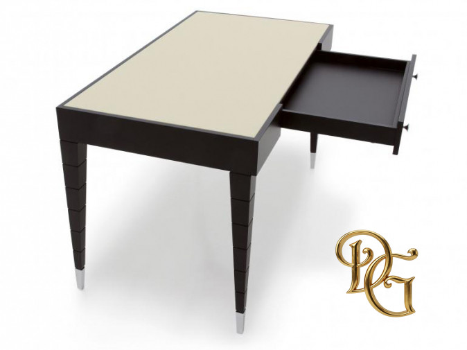 Стол письменный Look