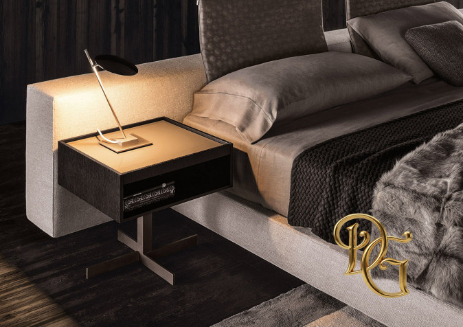 Тумбочка Close