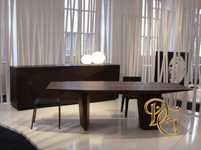 Стол обеденный Blade Modern