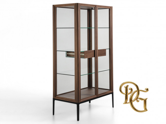 Витрина Atsuko