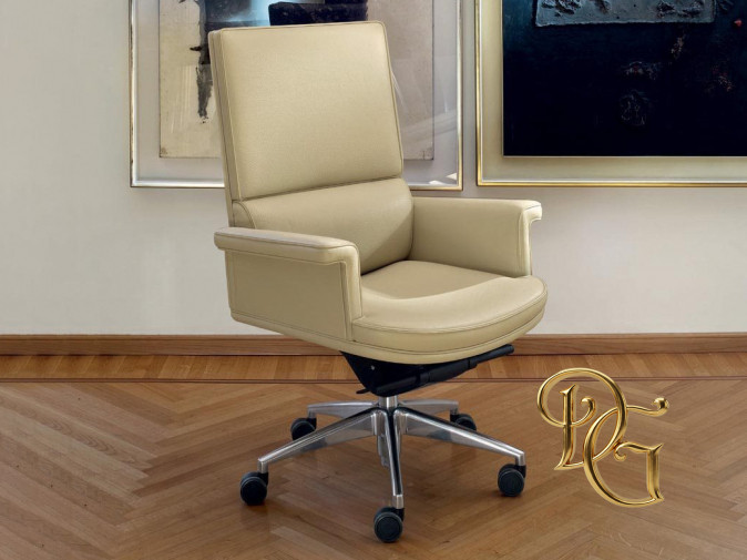 Кресло руководителя Cult