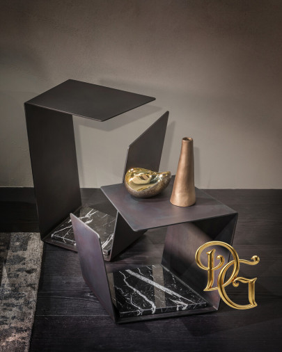 Столик журнальный Essential