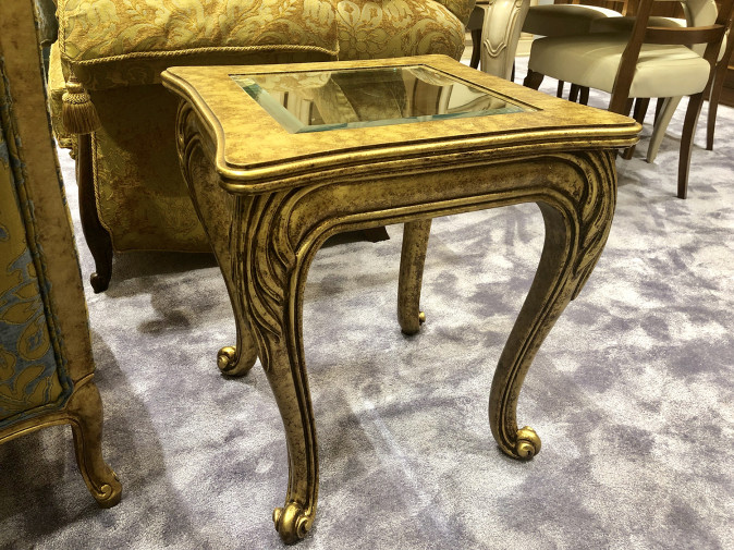 Столик журнальный Victoria