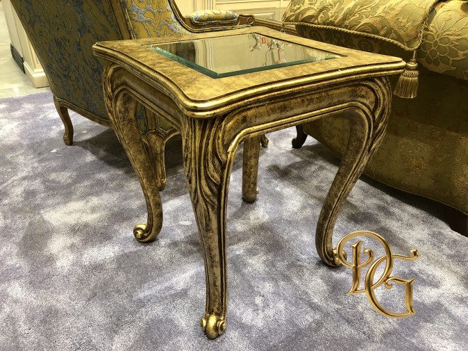 Столик журнальный Victoria