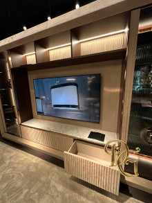 СТЕНКА SALONE DEL MOBILE MILANO 2026 DV HOME  