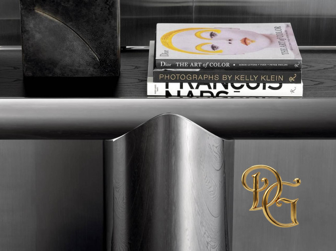 Консоль Pilotis