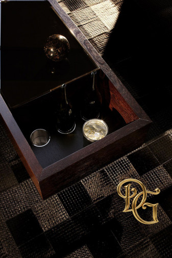 Столик журнальный Kountach