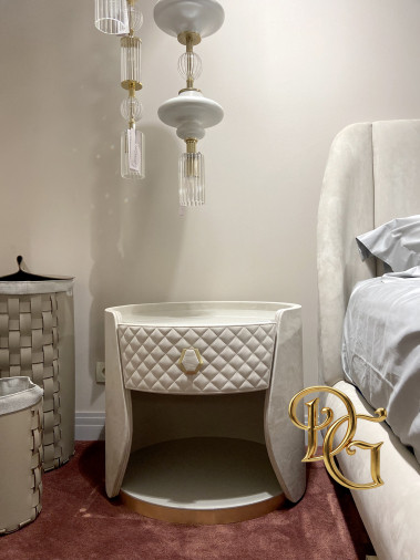 Тумбочка Antelope Deco