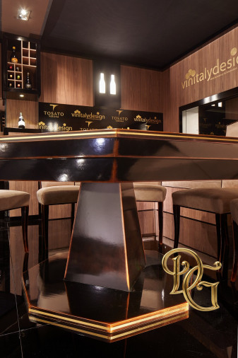 Стол обеденный 22.89