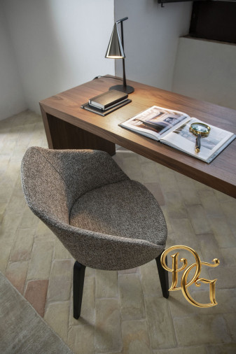 Стол письменный Cubik