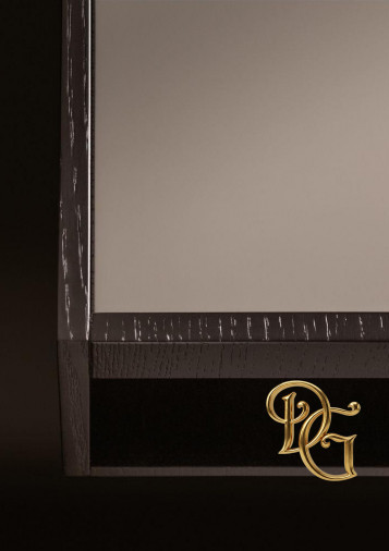 Консоль Close