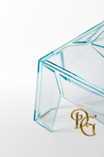 Столик журнальный Hypertable