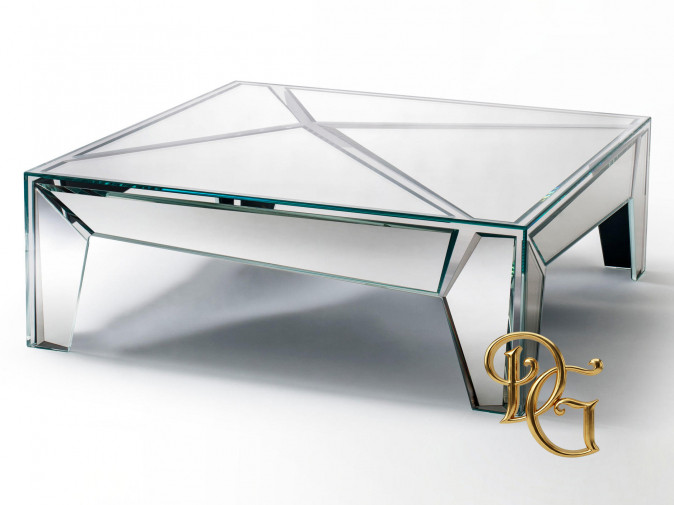 Столик журнальный Hypertable