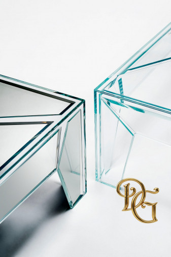 Столик журнальный Hypertable