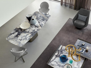 Стол обеденный Icon