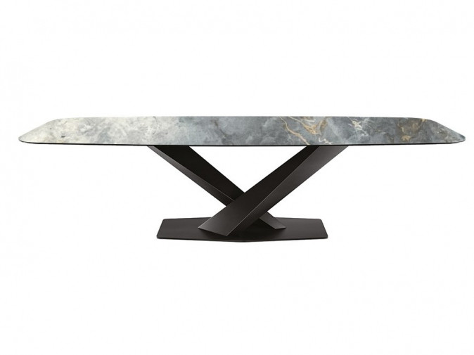 Стол обеденный Stratos