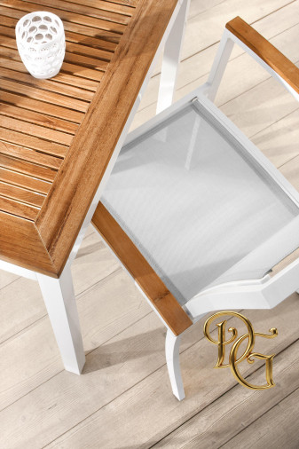 Стол обеденный Mood