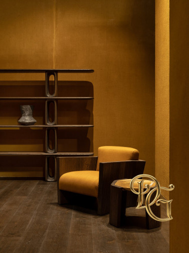 Столик журнальный Jak