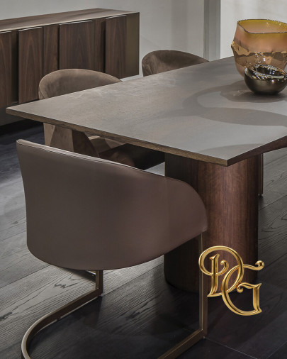 Стол обеденный Menhir